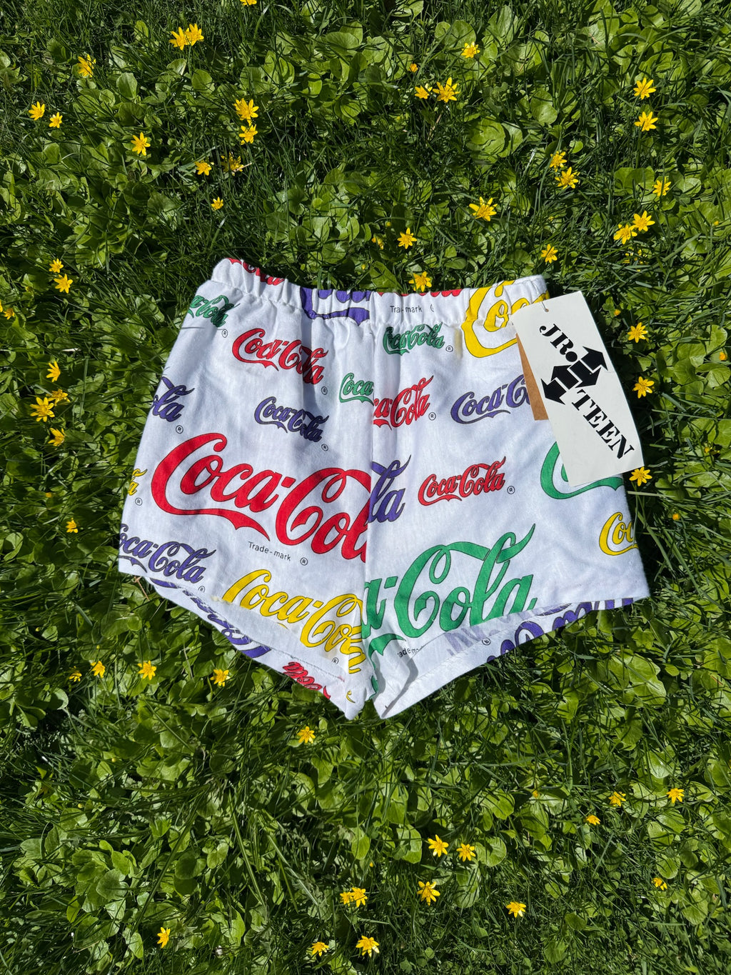 coca cola logo print short shorts