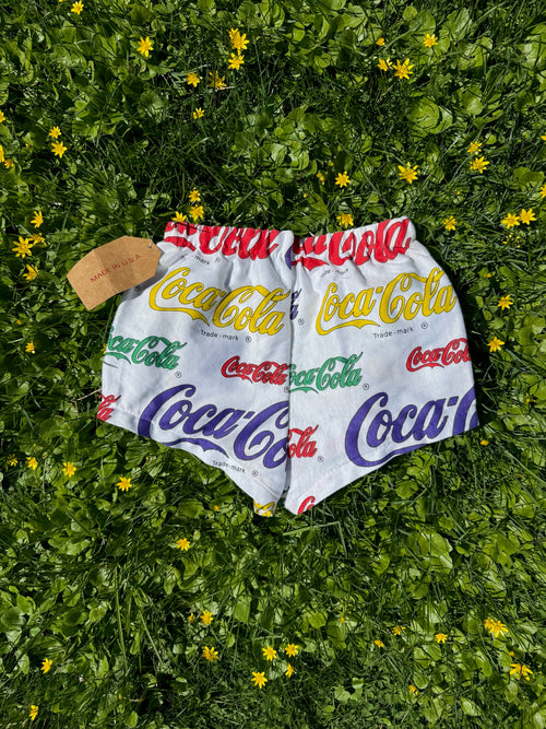coca cola logo print short shorts