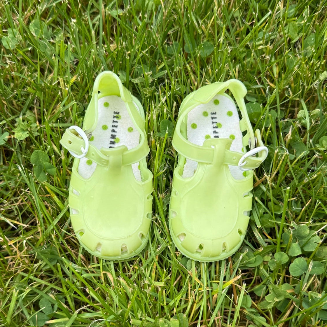 green jelly fisherman sandals