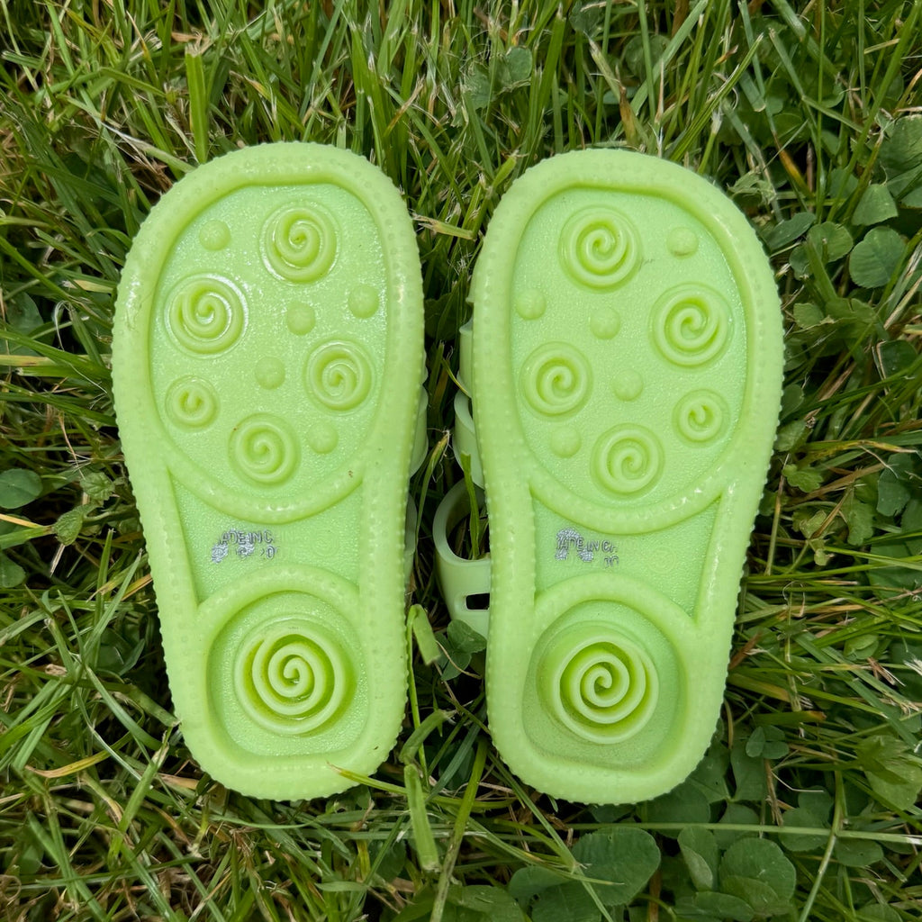 green jelly fisherman sandals